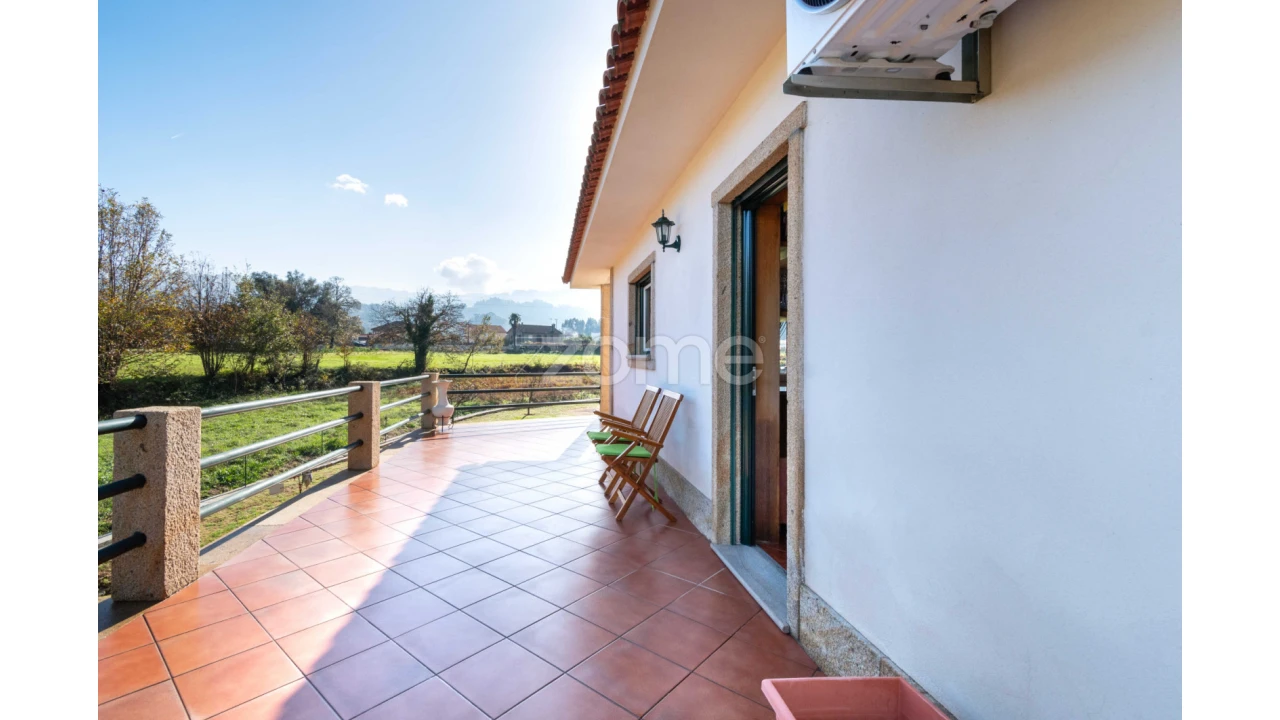 Moradia T4 para Venda em Gandra Foto 22