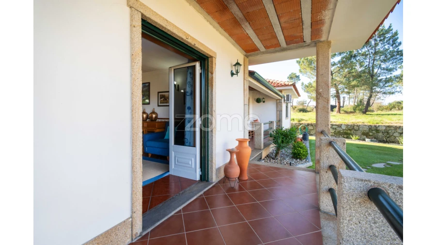 Moradia T4 para Venda em Gandra Foto 20