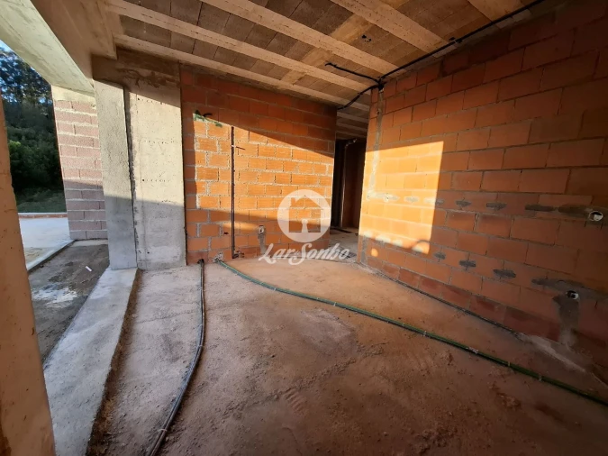 Moradia T3 para Venda em Laundos Foto 15