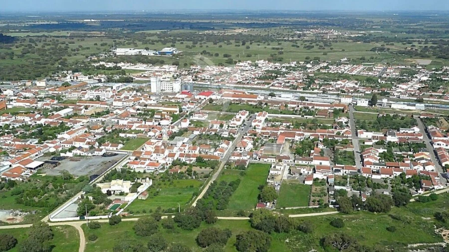 Terreno para Venda em Ermidas-Sado