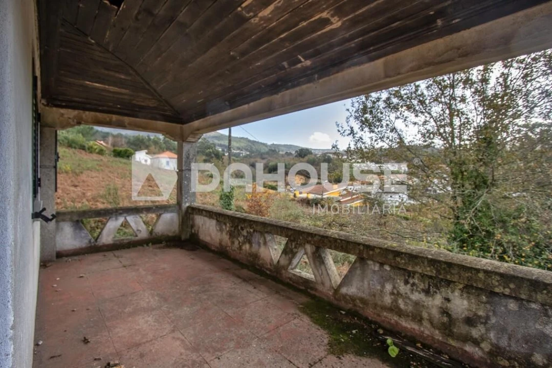 Quinta T4 para Venda em Loivo Foto 24