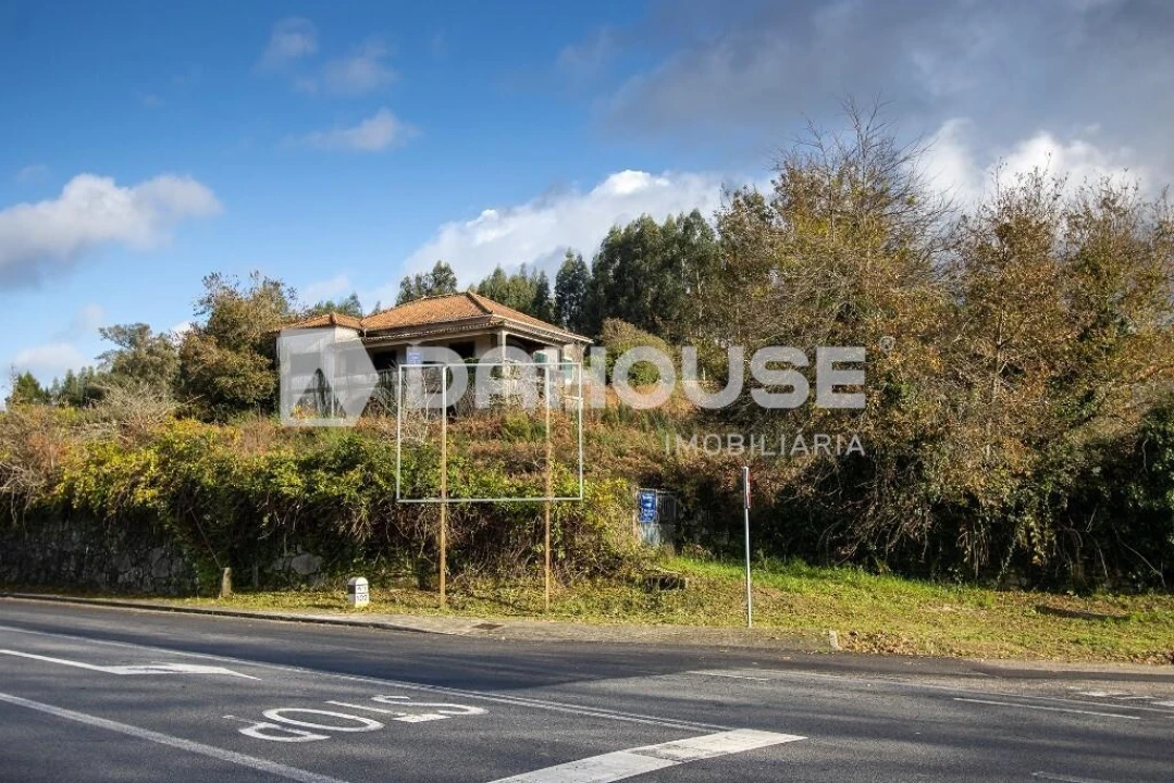 Quinta T4 para Venda em Loivo Foto 1