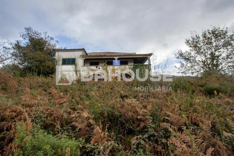 Quinta T4 para Venda em Loivo Foto 30