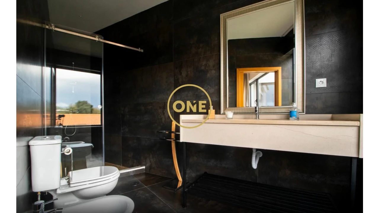 Quinta T3 para Venda em Nogueira e Silva Escura Foto 17