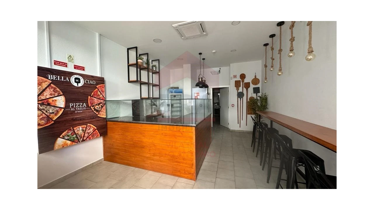 Loja para Venda em Monte Gordo Foto 1