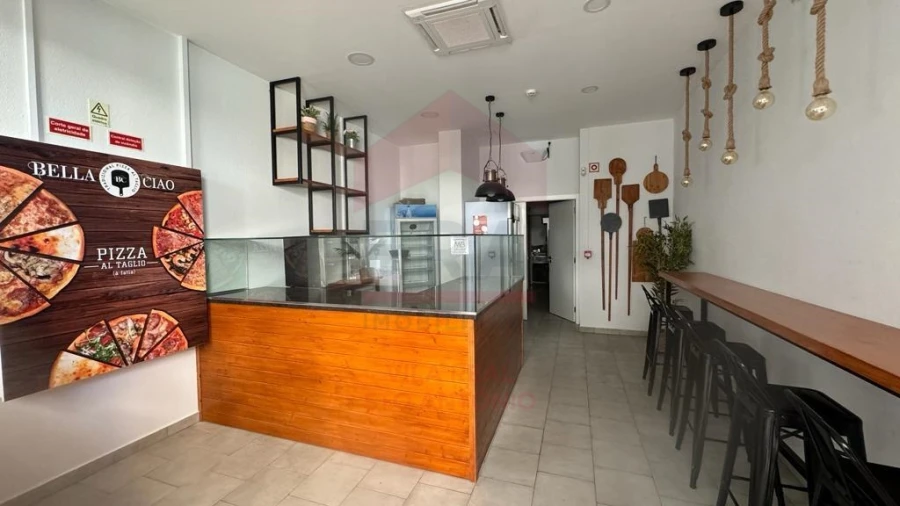 Loja para Venda em Monte Gordo Foto 1