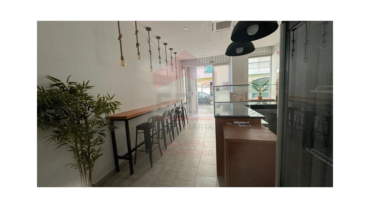 Loja para Venda em Monte Gordo Foto 2