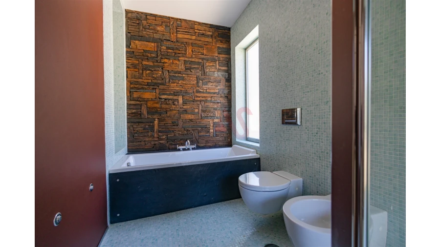 Moradia T4 para Venda em Teixeira e Teixeiró Foto 19