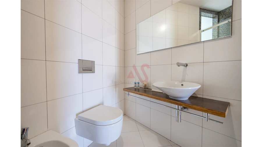 Moradia T4 para Venda em Teixeira e Teixeiró Foto 27