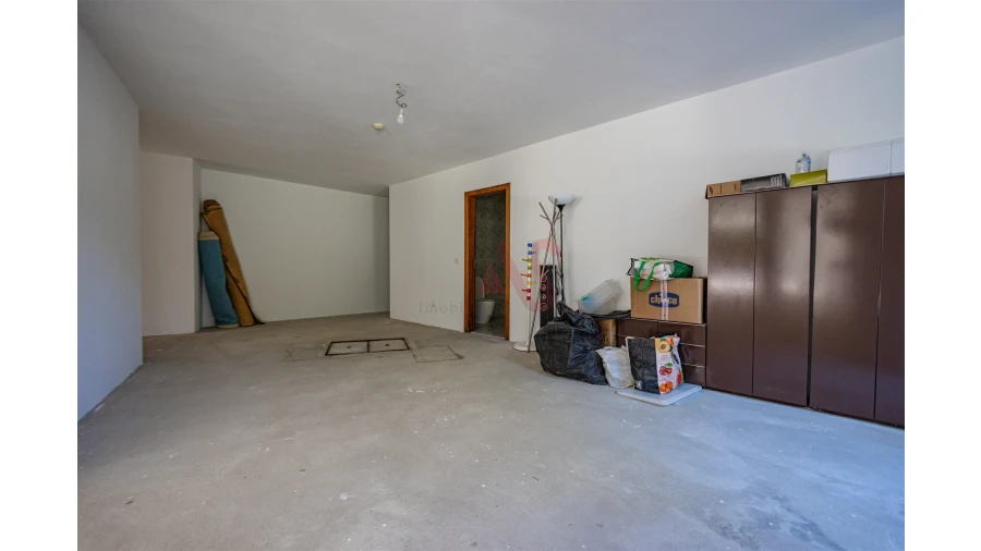 Loja para Venda em Teixeira e Teixeiró Foto 13