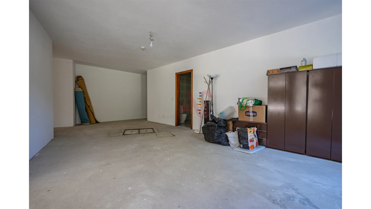 Loja para Venda em Teixeira e Teixeiró Foto 13