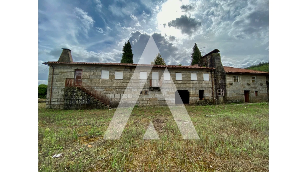 Quinta T10 para Venda em Selho (São Cristovão) Foto 1