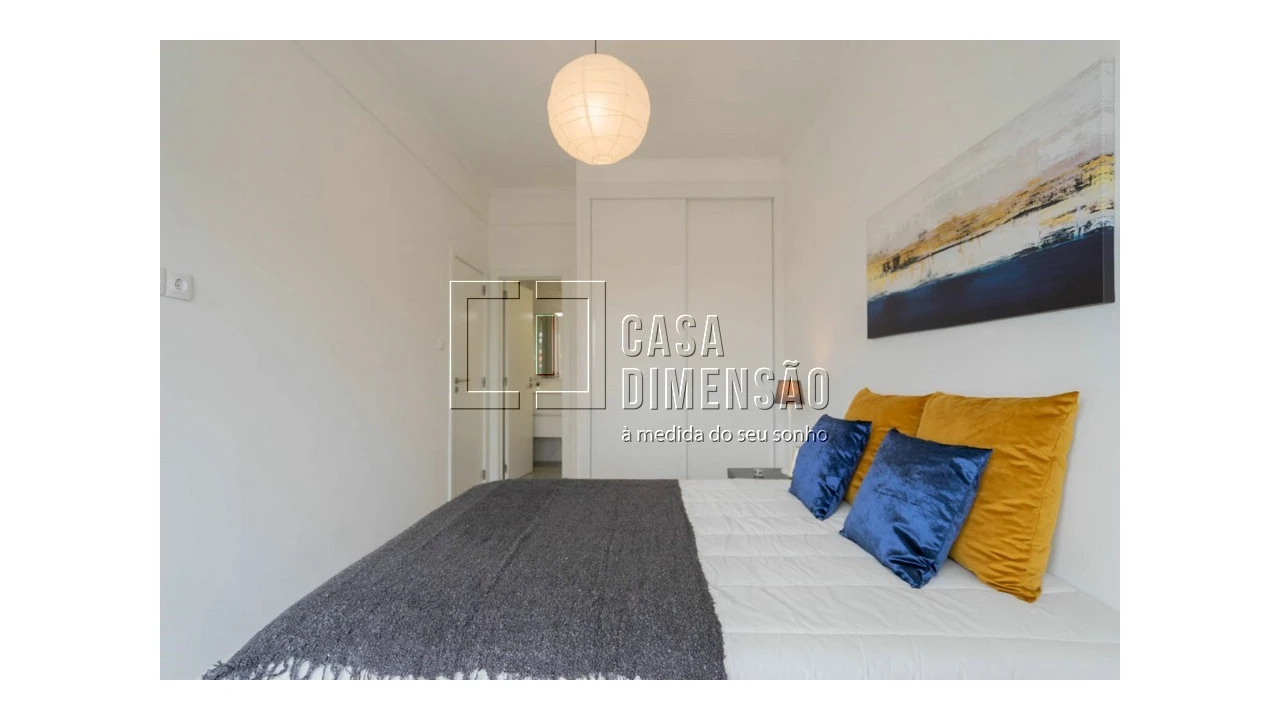 Apartamento T2 para Venda em Benfica Foto 24
