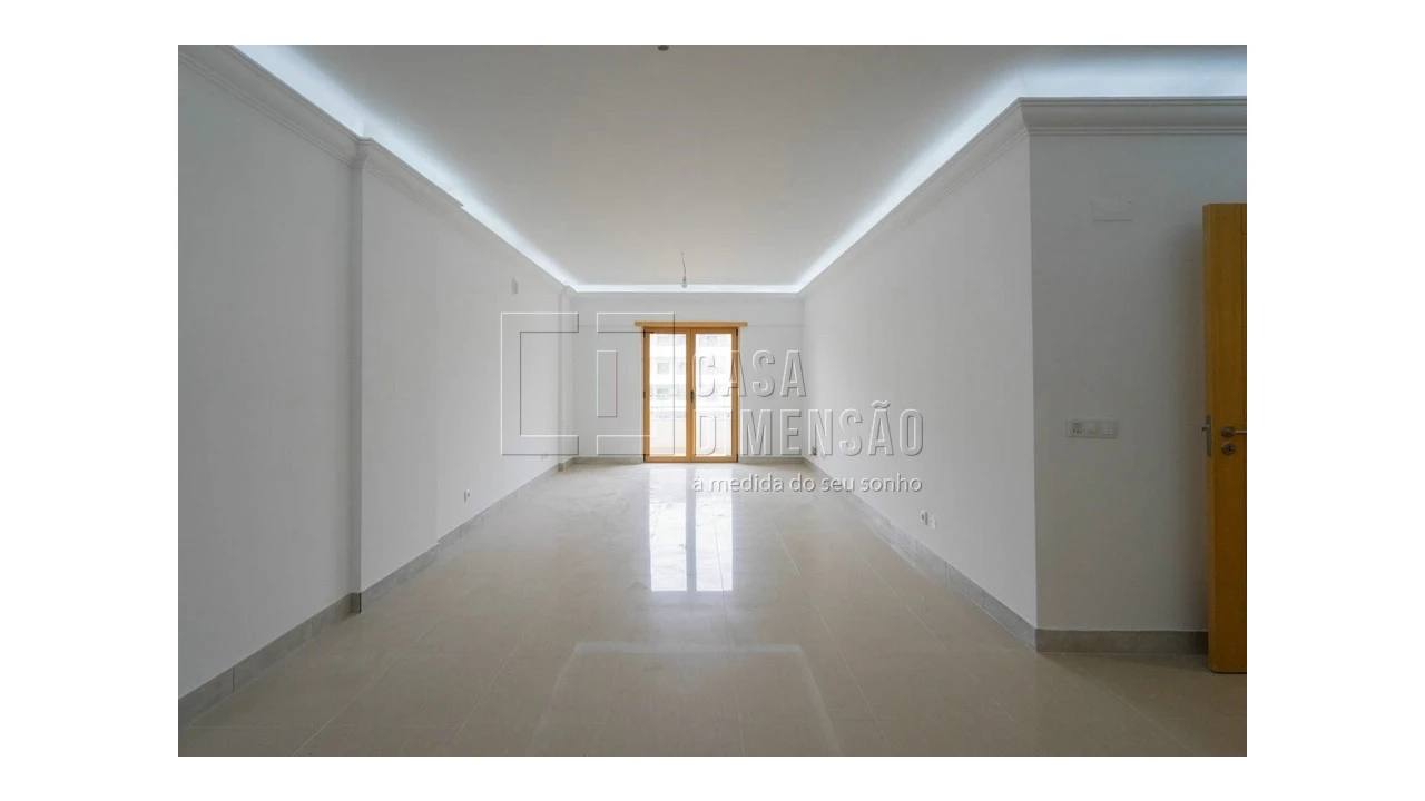 Apartamento T1 para Venda em Mina de Água Foto 6