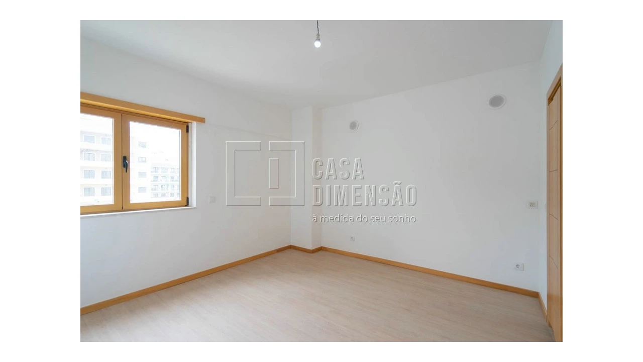 Apartamento T1 para Venda em Mina de Água Foto 24