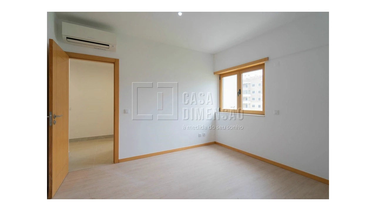Apartamento T1 para Venda em Mina de Água Foto 25