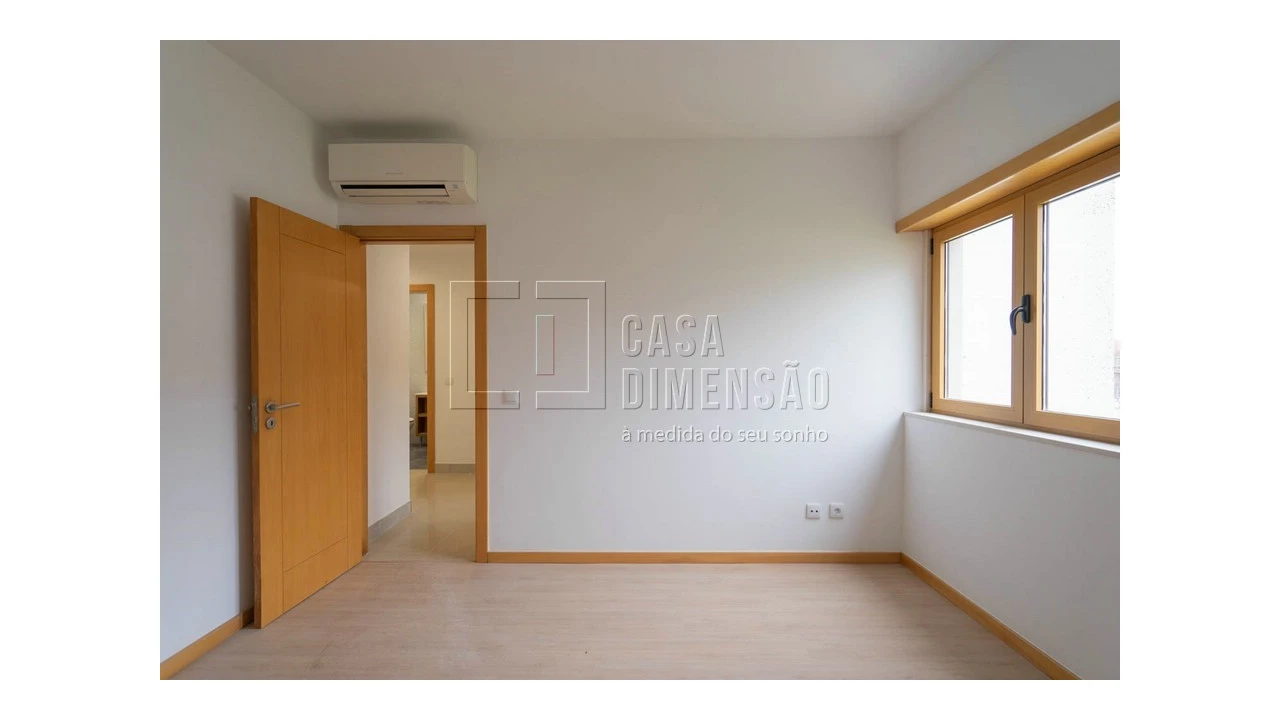 Apartamento T1 para Venda em Mina de Água Foto 26
