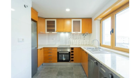 Apartamento T1 para Venda em Mina de Água