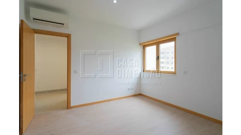 Apartamento T1 para Venda em Mina de Água