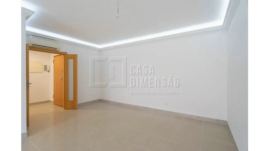 Apartamento T1 para Venda em Mina de Água Foto 10