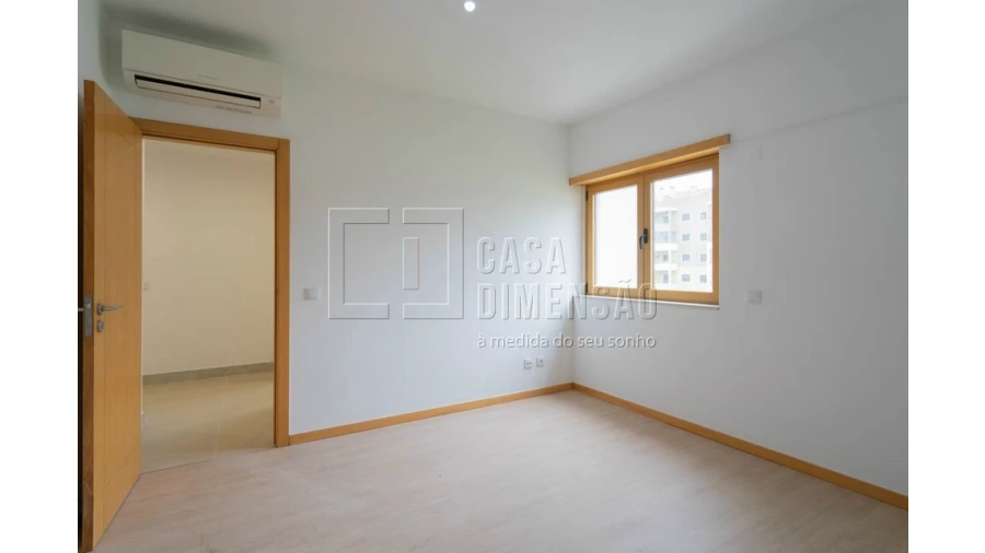 Apartamento T1 para Venda em Mina de Água Foto 25