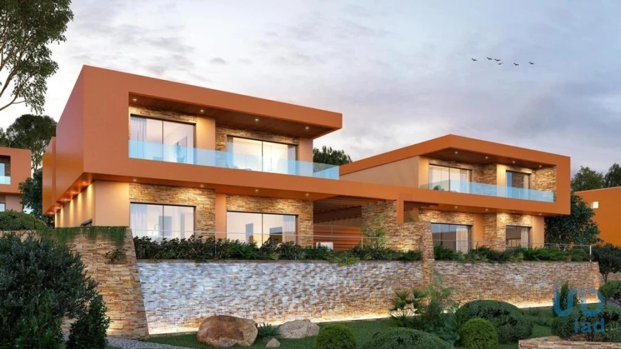 Prédio para Venda em Lousa Foto 3