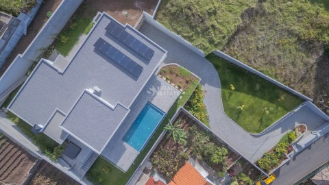 Moradia T3 para Venda em Estreito da Calheta
