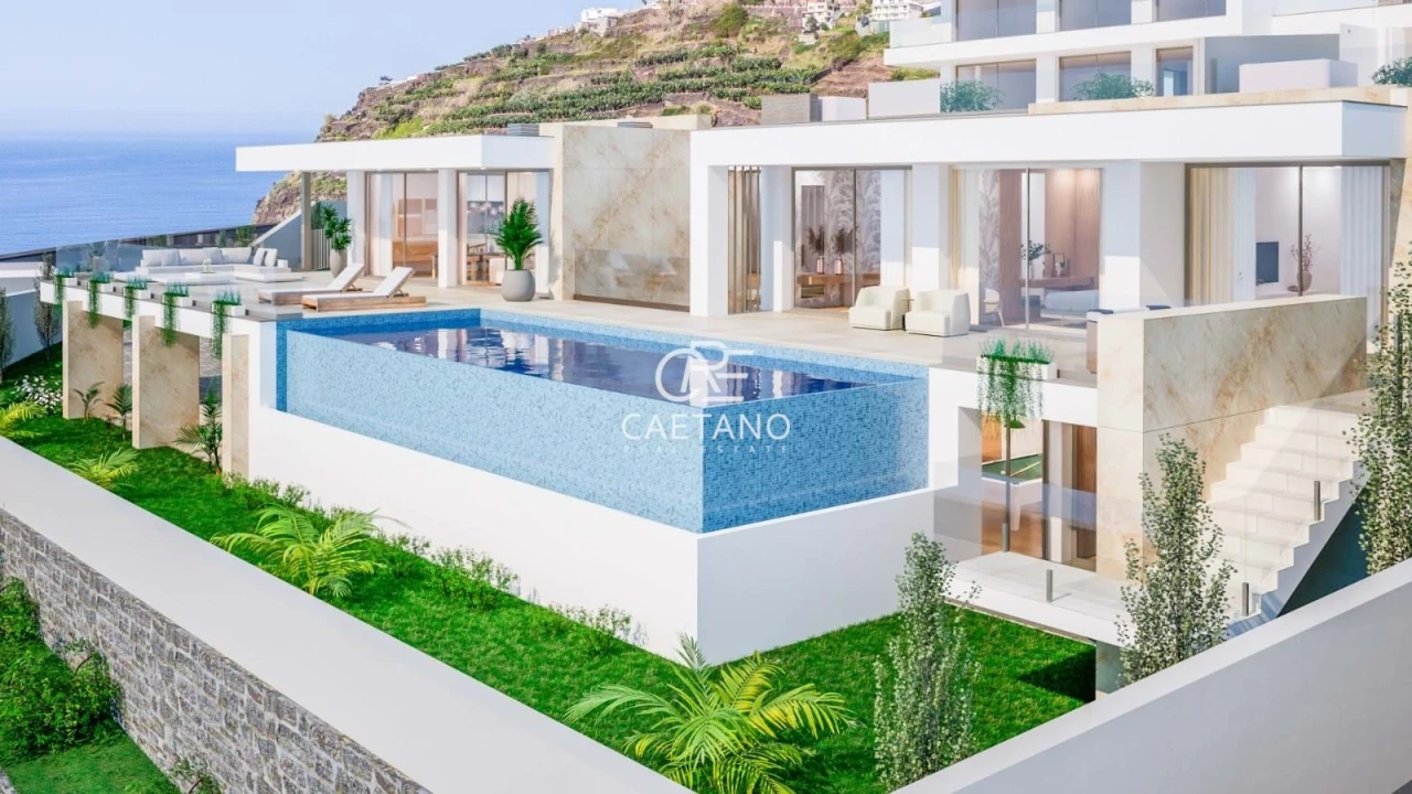 Moradia T4 para Venda em Arco da Calheta Foto 5