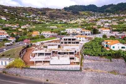 Moradia T4 para Venda em Arco da Calheta