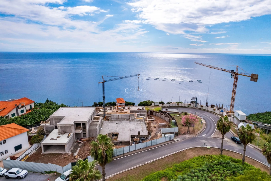 Moradia T4 para Venda em Arco da Calheta Foto 81