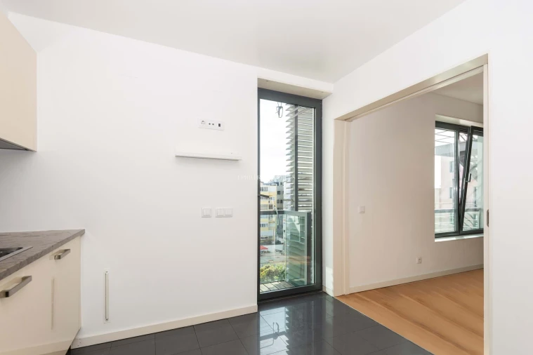 Apartamento T2 para Venda em Avenidas Novas Foto 7
