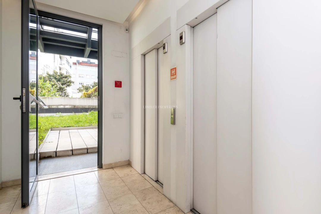 Apartamento T2 para Venda em Avenidas Novas Foto 33