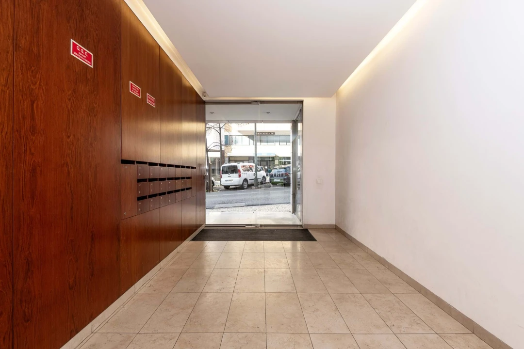 Apartamento T2 para Venda em Avenidas Novas Foto 32