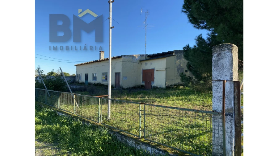 Negócio para Venda em Escalos de Cima e Lousa Foto 1
