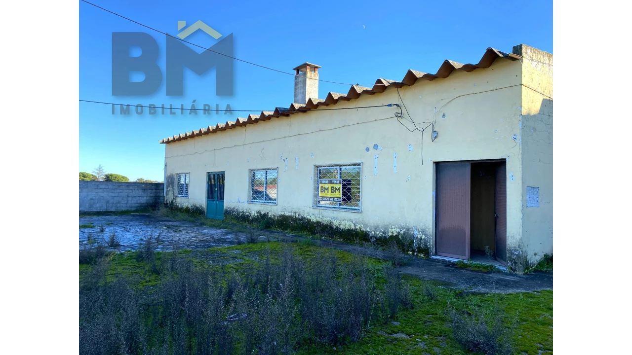 Negócio para Venda em Escalos de Cima e Lousa Foto 2