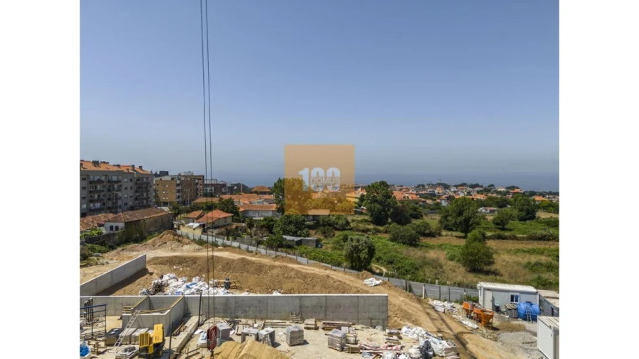Apartamento T4 para Venda em Malta e Canidelo Foto 9