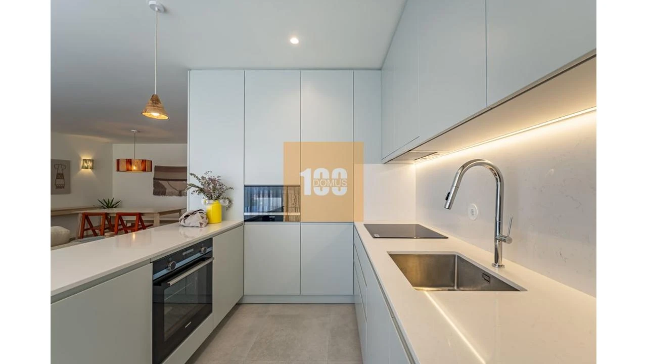 Apartamento T4 para Venda em Malta e Canidelo Foto 24