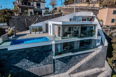 Moradia T2 para Venda em Arco da Calheta