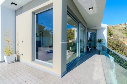 Moradia T2 para Venda em Arco da Calheta
