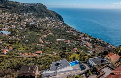Moradia T2 para Venda em Arco da Calheta
