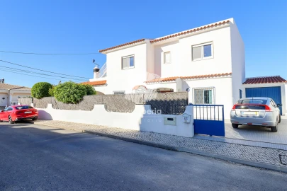 Moradia T4 para Venda em Lagoa e Carvoeiro