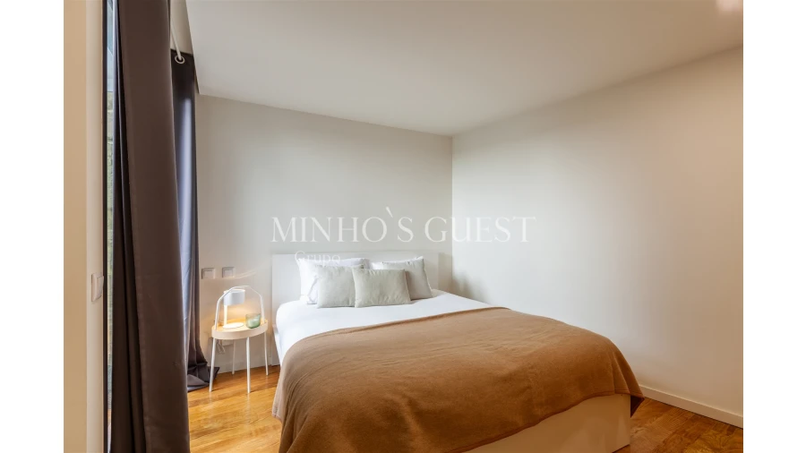 Apartamento T1 para Arrendamento férias em Braga (Maximinos, Sé e Cividade) Foto 3