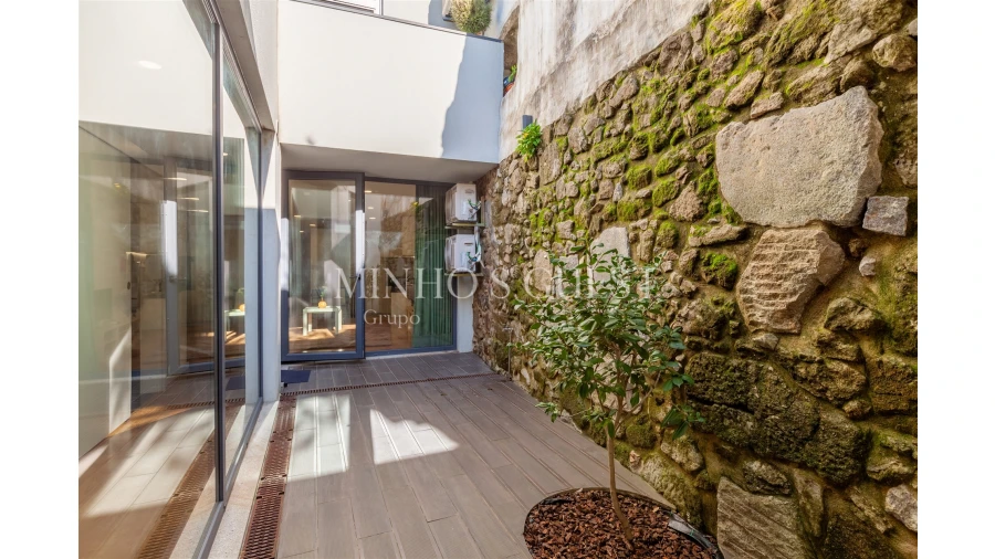 Apartamento T1 para Arrendamento férias em Braga (Maximinos, Sé e Cividade) Foto 17