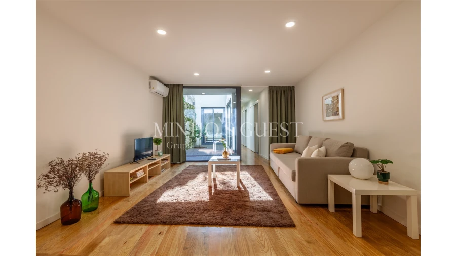 Apartamento T1 para Arrendamento férias em Braga (Maximinos, Sé e Cividade)