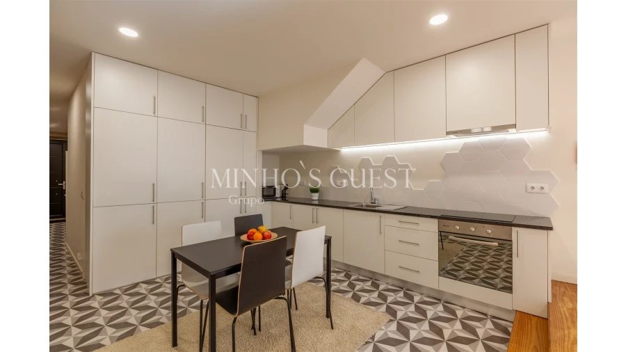 Apartamento T1 para Arrendamento férias em Braga (Maximinos, Sé e Cividade) Foto 5