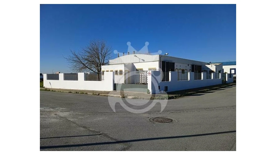 Armazém para Venda em Reguengos de Monsaraz Foto 1