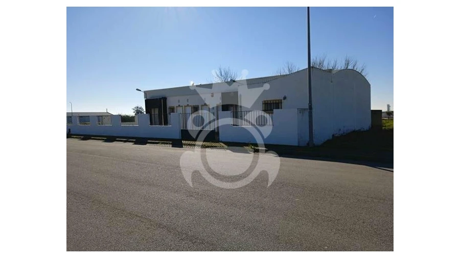 Armazém para Venda em Reguengos de Monsaraz Foto 2