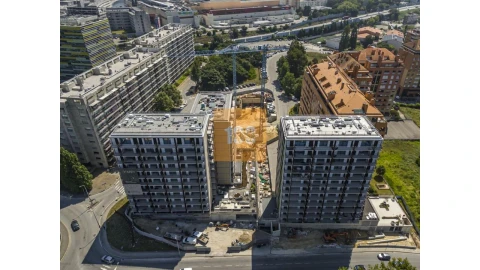 Apartamento T4 para Venda em Santa Marinha e São Pedro da Afurada
