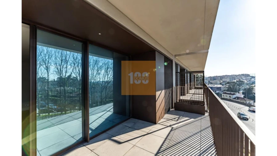 Apartamento T4 para Venda em Santa Marinha e São Pedro da Afurada Foto 2