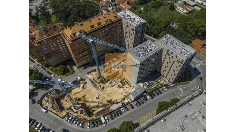 Apartamento T4 para Venda em Santa Marinha e São Pedro da Afurada